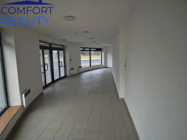 Pronájem komerční nemovitosti, Ostrava - Svinov, náměstí Dr. Brauna, 46 m2