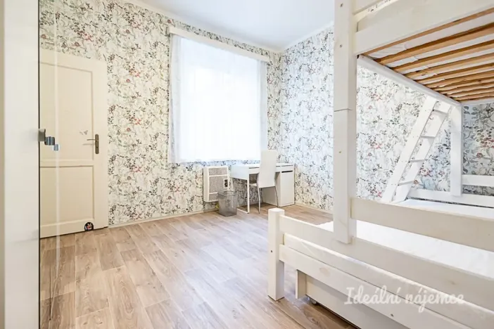 Pronájem bytu 2+kk, Praha - Holešovice, Osadní, 46 m2