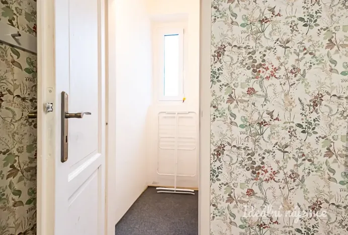 Pronájem bytu 2+kk, Praha - Holešovice, Osadní, 46 m2