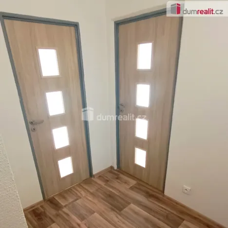 Pronájem bytu 2+1, Děčín - Děčín VI-Letná, Slezská, 65 m2