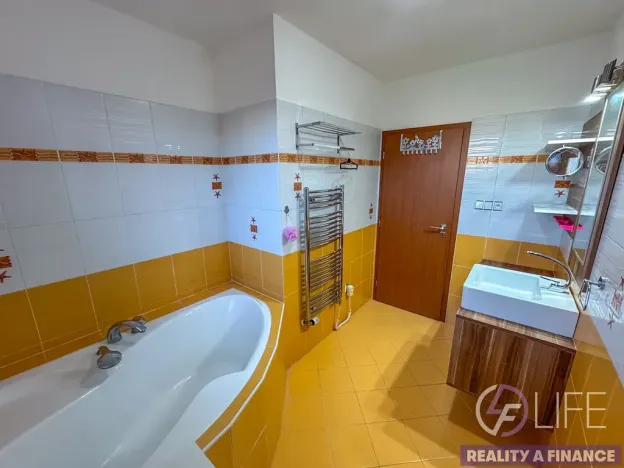 Prodej rodinného domu, Hořice, Barákova, 160 m2