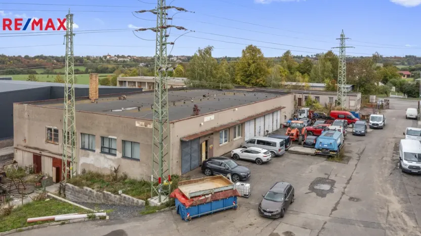 Pronájem skladu, Skuteč, Smetanova, 254 m2