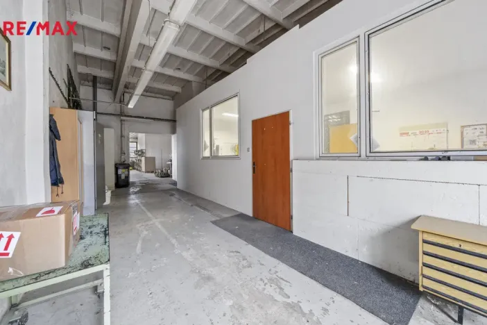 Pronájem skladu, Skuteč, Smetanova, 254 m2