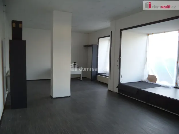 Pronájem obchodního prostoru, Ostrava, Ruská, 98 m2