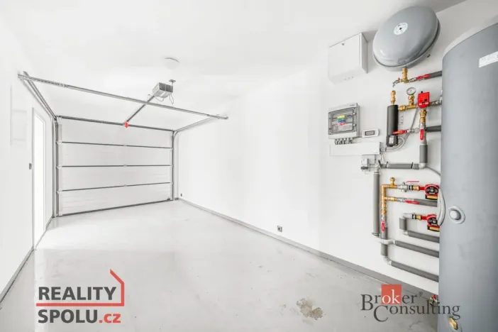 Prodej rodinného domu, Pečky - Velké Chvalovice, Za Statkem, 166 m2