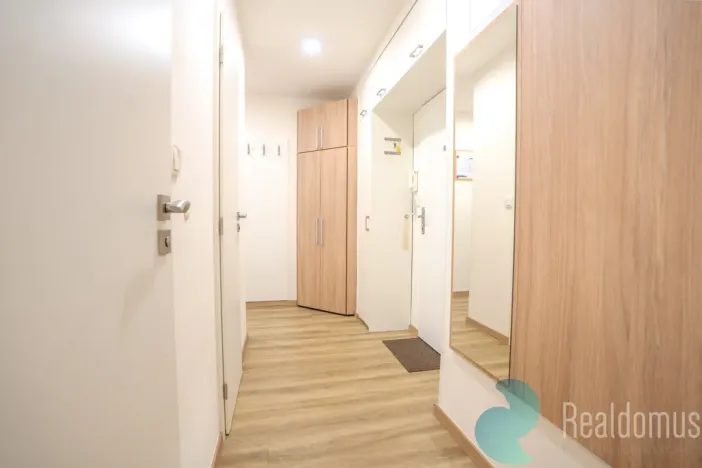 Prodej bytu 2+1, Praha, U Mrázovky, 49 m2