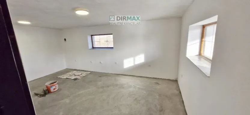 Pronájem skladu, Spálené Poříčí, Zámecká, 1000 m2