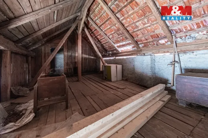 Prodej rodinného domu, Jehnědí, 189 m2