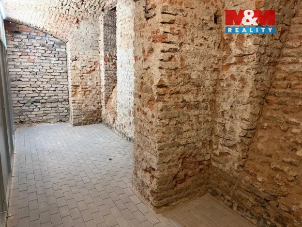 Pronájem skladu, Praha - Holešovice, Letenské náměstí, 6 m2