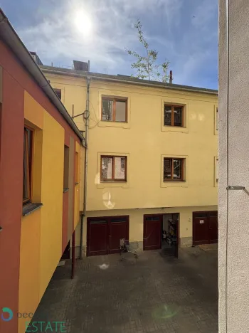 Prodej činžovního domu, Praha, Seifertova, 110 m2