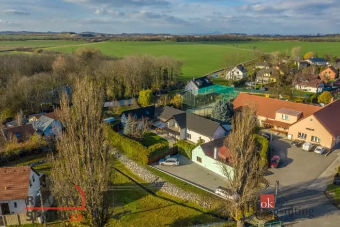 Prodej rodinného domu, Zlonín, U Rybníka, 291 m2