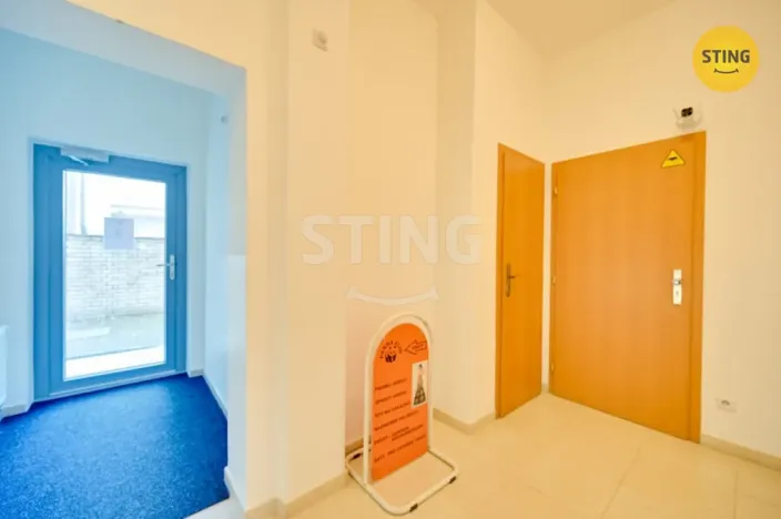 Prodej komerční nemovitosti, Zlín, Kvítková, 609 m2