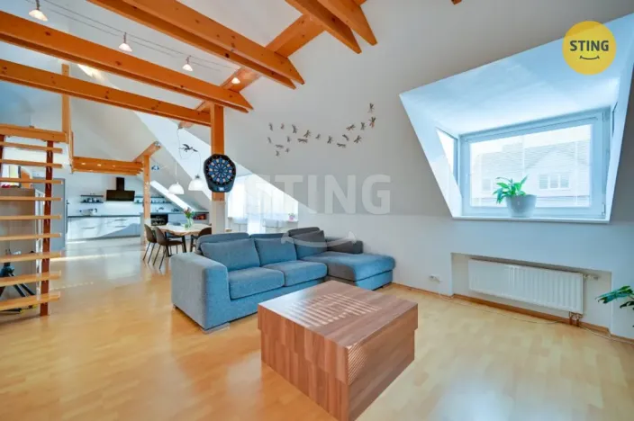 Prodej komerční nemovitosti, Zlín, Kvítková, 609 m2