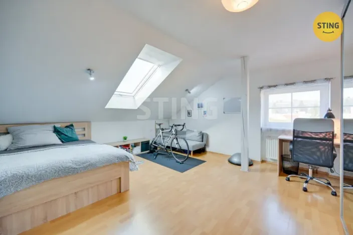 Prodej komerční nemovitosti, Zlín, Kvítková, 609 m2