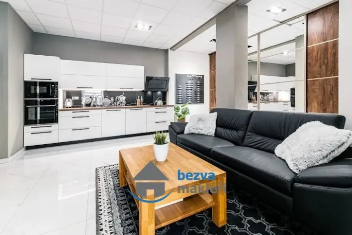 Pronájem obchodního prostoru, Pardubice, Jana Palacha, 100 m2