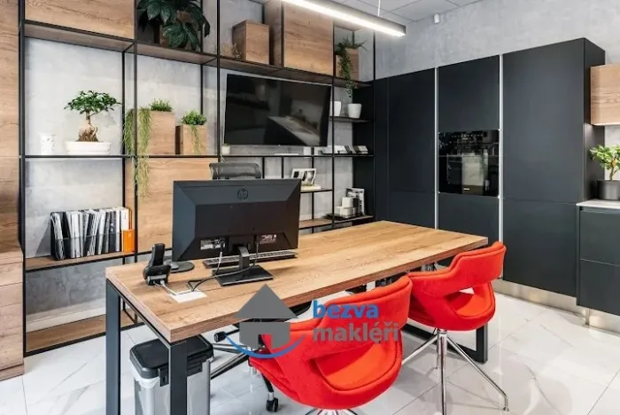 Pronájem obchodního prostoru, Pardubice, Jana Palacha, 100 m2