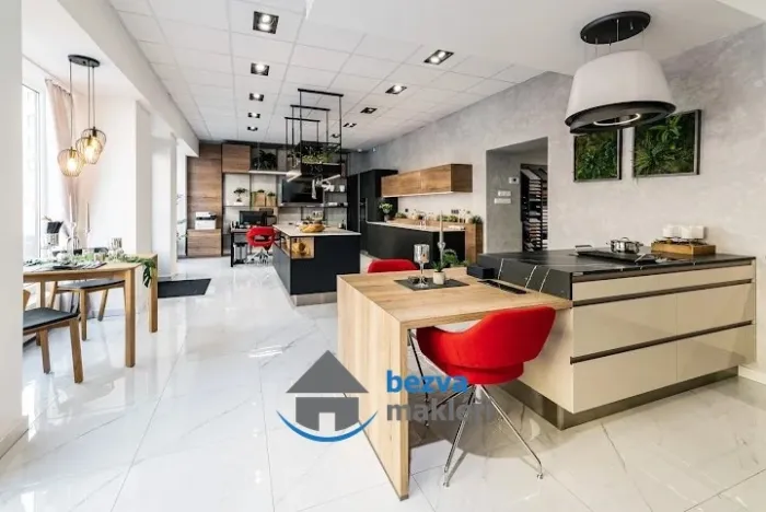 Pronájem obchodního prostoru, Pardubice, Jana Palacha, 100 m2