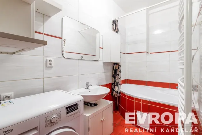 Pronájem bytu 2+1, Pardubice, Jungmannova, 59 m2