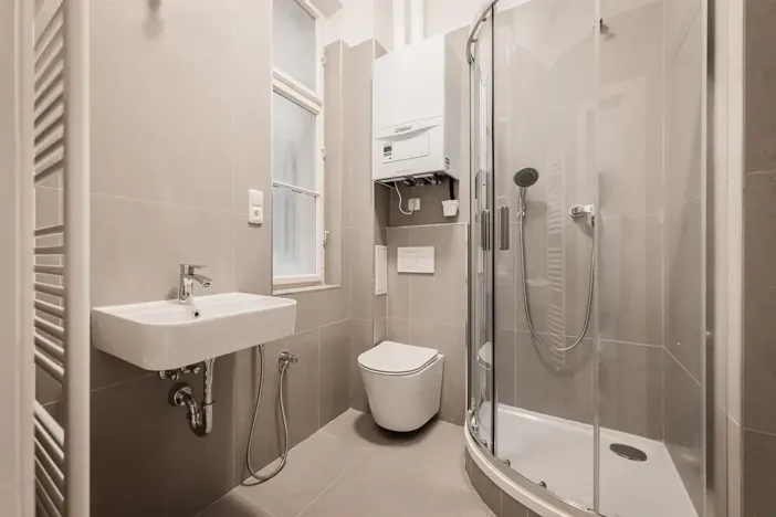 Pronájem bytu 1+kk, Praha - Nové Město, Lípová, 33 m2