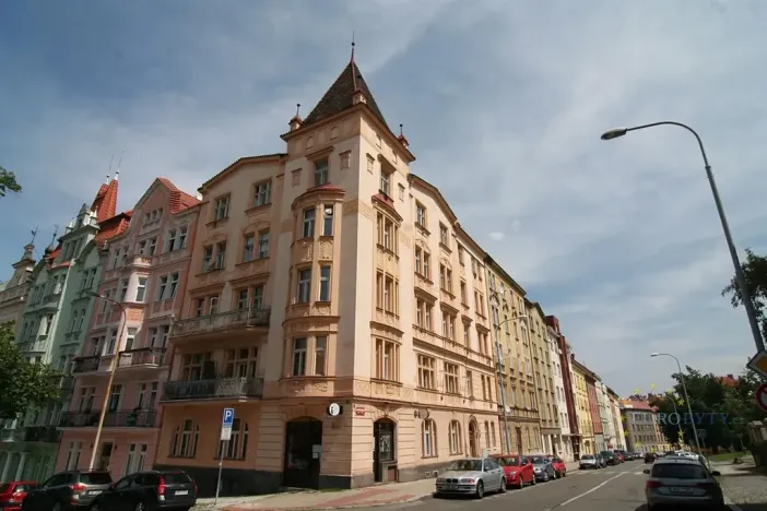 Pronájem bytu 2+kk, Praha - Nusle, Svatoslavova, 43 m2