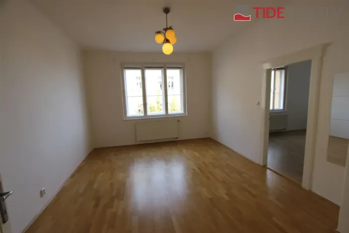 Pronájem bytu 3+1, Praha - Smíchov, Na Březince, 90 m2