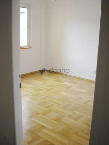 Pronájem bytu 3+1, Praha, Francouzská, 100 m2