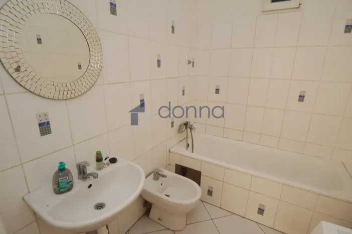 Pronájem bytu 3+1, Praha, Francouzská, 100 m2