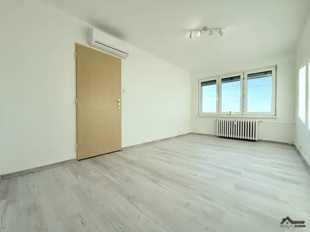 Prodej bytu 3+1, Ostrava, Výškovická, 59 m2