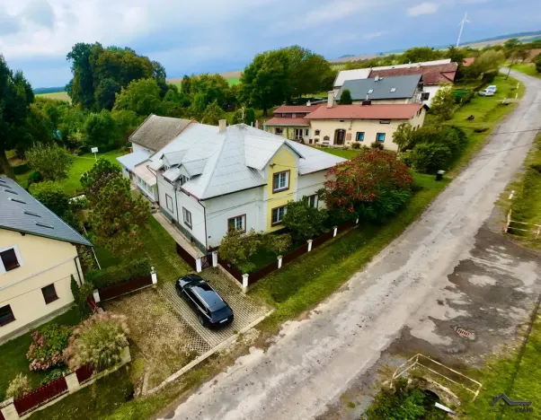 Prodej rodinného domu, Bohušov - Karlov, 404 m2