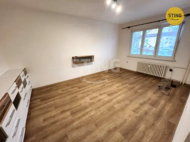 Pronájem bytu 1+1, Přerov, bří Hovůrkových, 36 m2