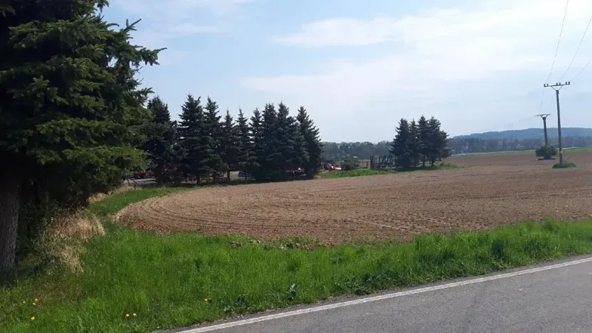 Prodej komerčního pozemku, Police, 3083 m2