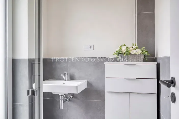 Prodej apartmánu, Frymburk, 218 m2