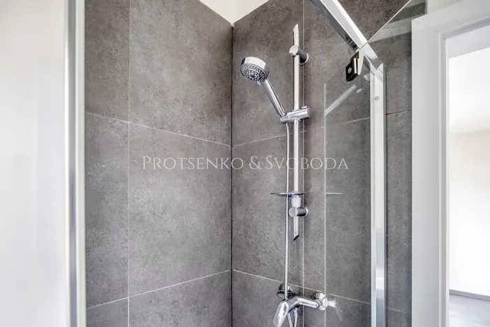 Prodej apartmánu, Frymburk, 218 m2