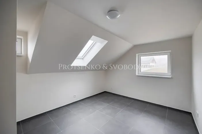 Prodej apartmánu, Frymburk, 218 m2