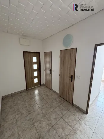 Pronájem bytu 2+1, Habartov, Karla Čapka, 53 m2