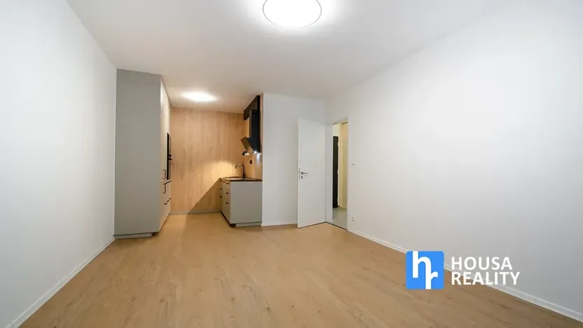 Pronájem bytu 2+kk, Praha - Prosek, Čakovická, 55 m2