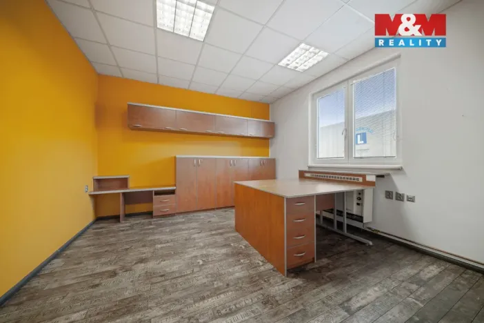 Pronájem skladu, Hradec Králové - Slezské Předměstí, Stavební, 1072 m2