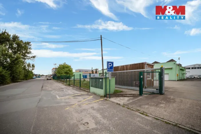 Pronájem skladu, Hradec Králové - Slezské Předměstí, Stavební, 1072 m2