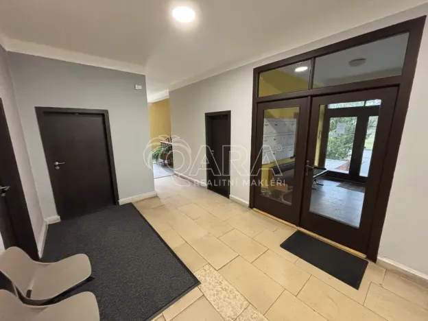 Pronájem skladu, Kladno, Huťská, 30 m2