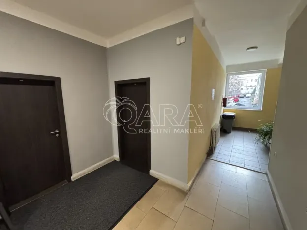 Pronájem skladu, Kladno, Huťská, 30 m2