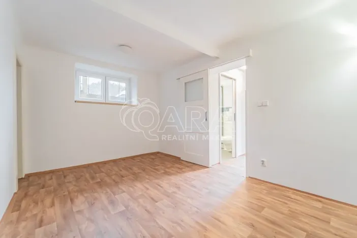 Pronájem bytu 2+kk, Beroun - Beroun-Město, Na Vinici, 45 m2