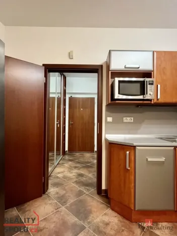 Pronájem bytu 1+kk, Praha - Zličín, Sazovická, 25 m2