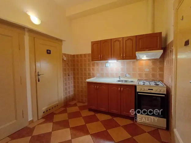 Pronájem bytu 2+kk, Praha - Žižkov, Biskupcova, 45 m2