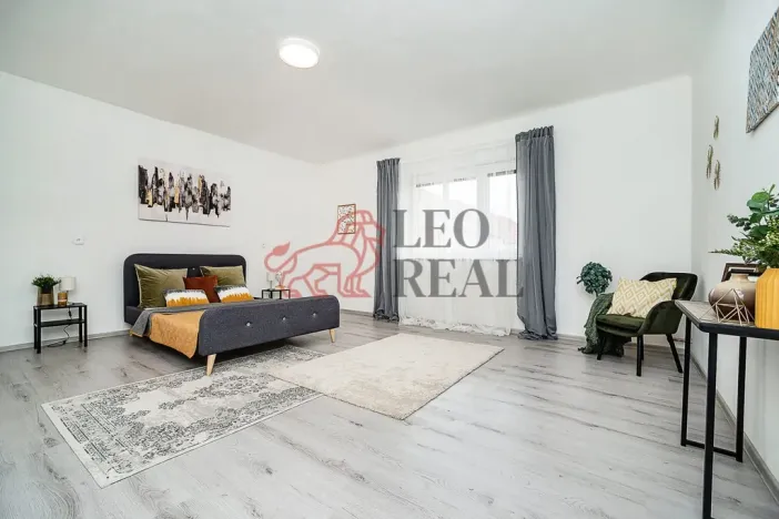 Prodej bytu 3+1, Údlice, Náměstí, 90 m2