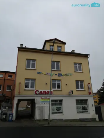 Pronájem bytu 2+1, Karlovy Vary, Kpt. Jaroše, 52 m2