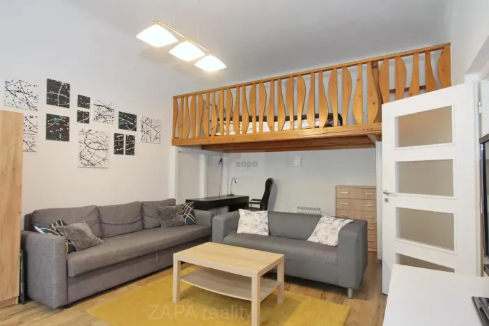 Pronájem bytu 2+kk, Praha - Smíchov, Grafická, 42 m2