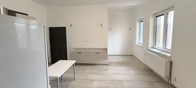 Pronájem bytu 3+kk, Cheb, Mánesova, 76 m2