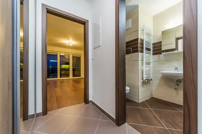 Pronájem bytu 1+kk, Praha - Horní Měcholupy, Mantovská, 40 m2