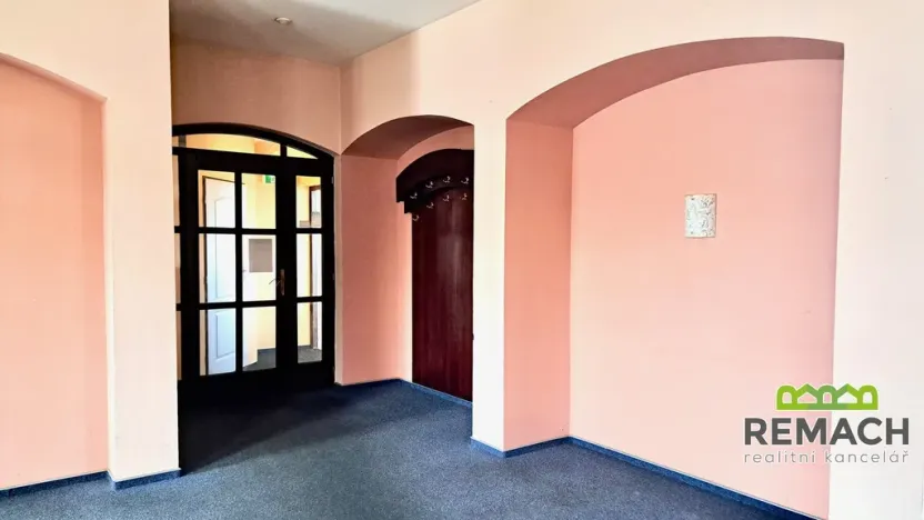 Pronájem restaurace, Kunovice, V Grni, 197 m2