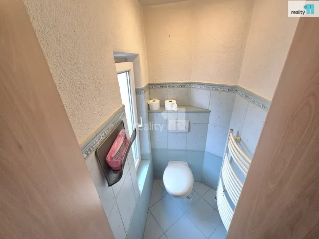 Prodej bytu 4+kk, Aš, Hlavní, 88 m2